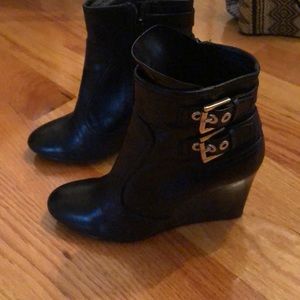 Like new Nine West Black booties